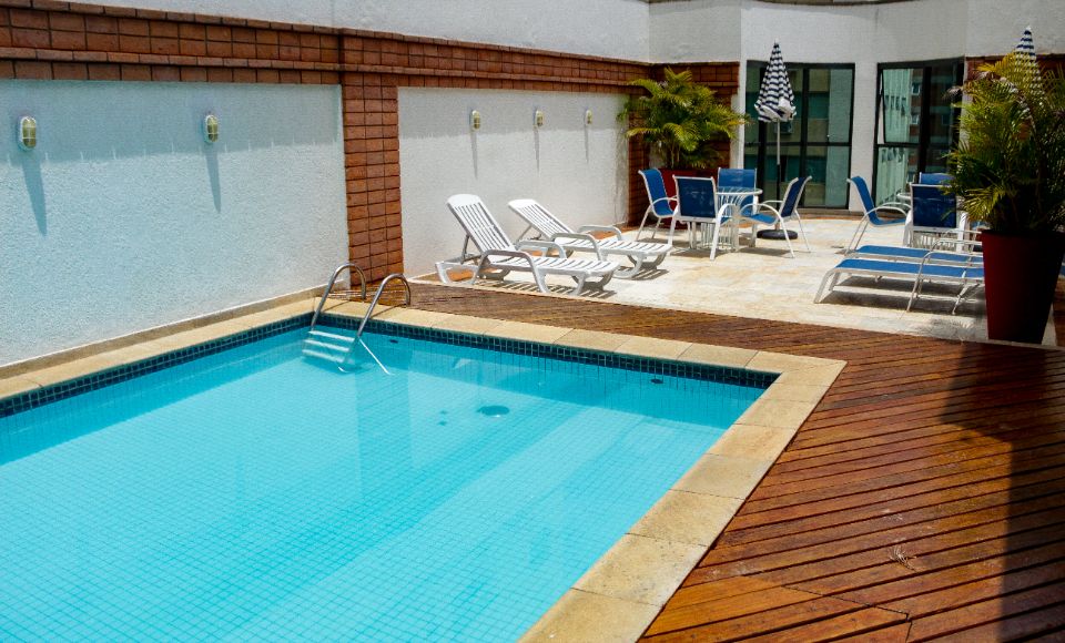 hotel em poços de caldas com piscina