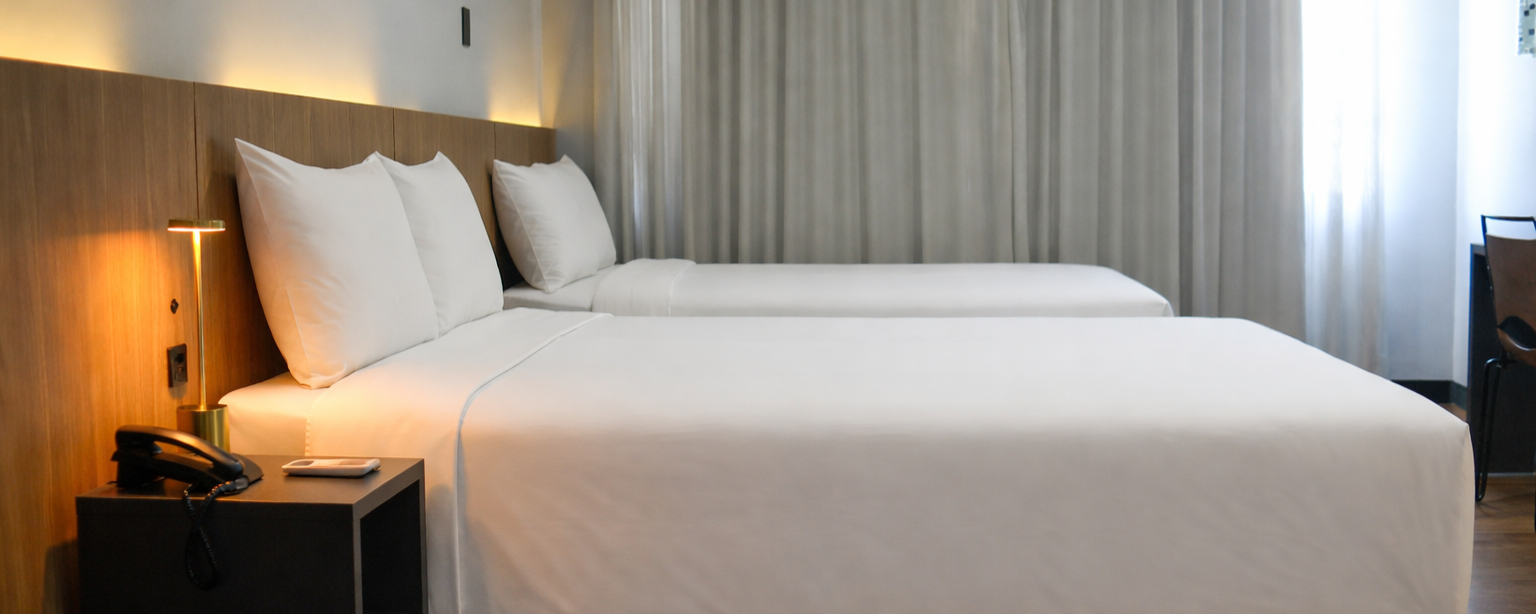 foto de quarto de hotel del rey poty