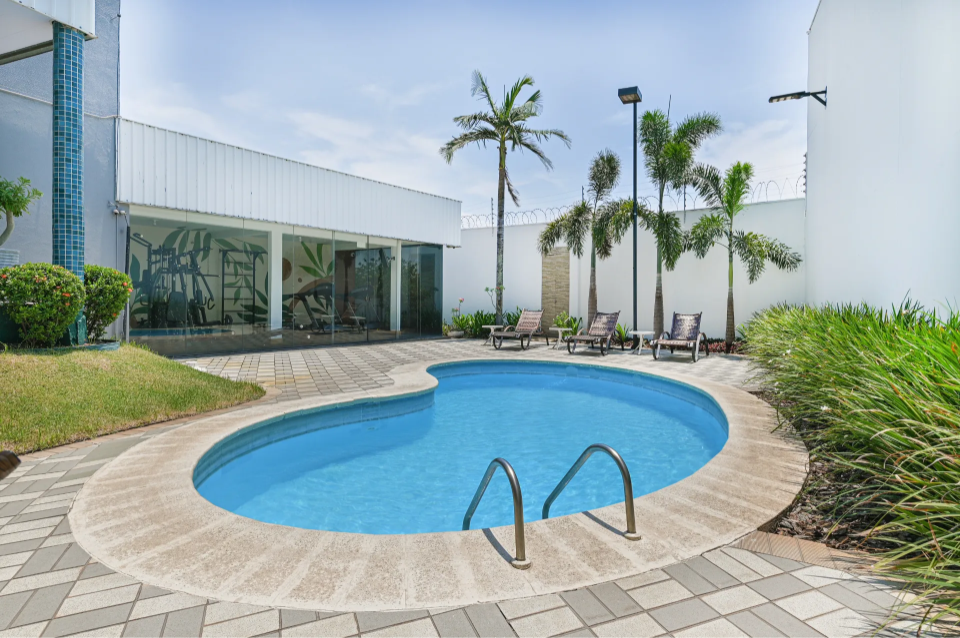 hotel em poços de caldas com piscina