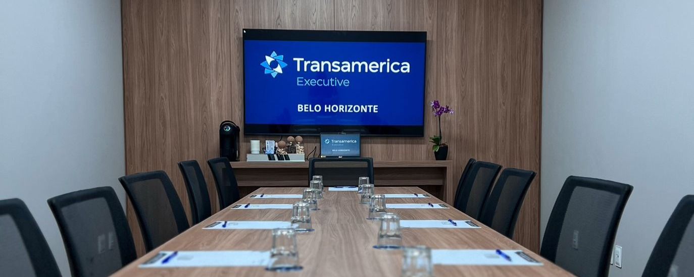 Banner com fachada do Transamerica Executive Belo Horizonte