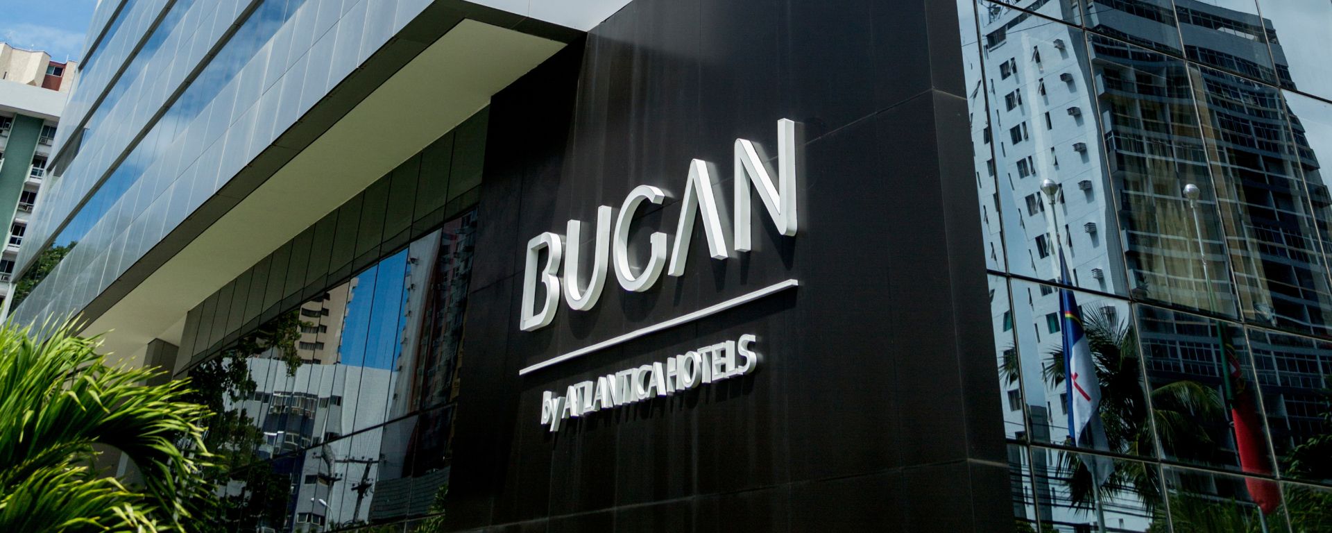 Bugan Hotel Recife by Atlantica . - Fachada do Hotel