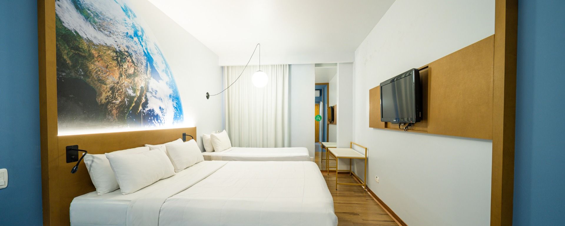 Quarto Euro Suite Curitiba Batel